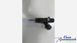 Gebruikte Injector (benzine injectie) Volkswagen Kever Prijs € 30,00 Margeregeling aangeboden door Klein Gunnewiek Autodemontage & Motorentechniek