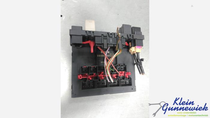 Gebruikte Module Bodycontrol Volkswagen Caddy Prijs € 25,00 Margeregeling aangeboden door Klein Gunnewiek Autodemontage & Motorentechniek