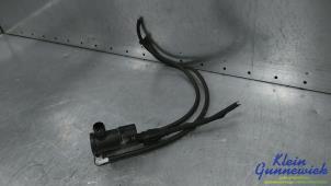 Gebruikte Ruitensproeierpomp voor Renault Kangoo Prijs € 15,00 Margeregeling aangeboden door Klein Gunnewiek Autodemontage & Motorentechniek