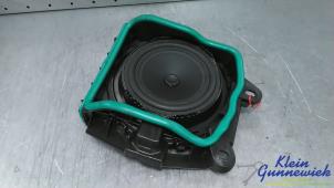 Gebruikte Speaker BMW 323 Prijs € 65,00 Margeregeling aangeboden door Klein Gunnewiek Autodemontage & Motorentechniek