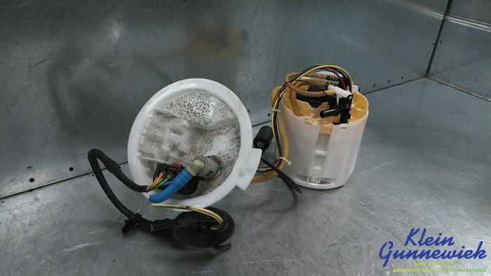 Gebruikte Tank element Pomp BMW 3-Serie Prijs € 107,00 Margeregeling aangeboden door Klein Gunnewiek Autodemontage & Motorentechniek