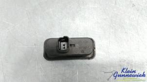 Gebruikte Achterklep Handgreep Renault Megane Prijs € 20,00 Margeregeling aangeboden door Klein Gunnewiek Autodemontage & Motorentechniek