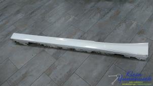 Gebruikte Sideskirt links BMW 2-Serie Prijs € 40,00 Margeregeling aangeboden door Klein Gunnewiek Autodemontage & Motorentechniek