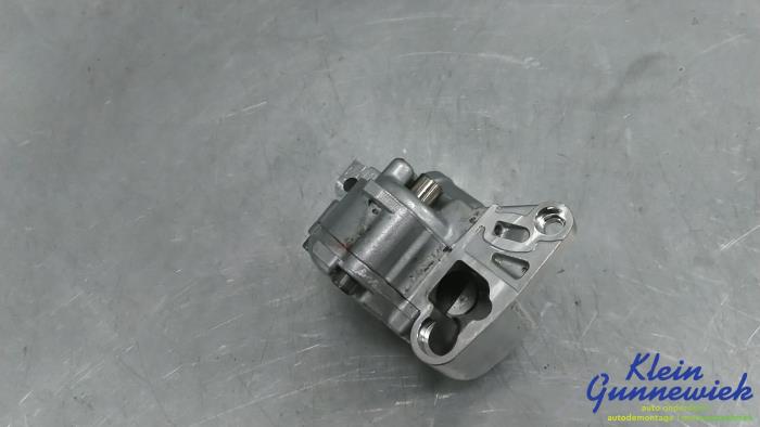 Gebruikte Oliepomp Volkswagen Passat Prijs € 57,00 Margeregeling aangeboden door Klein Gunnewiek Autodemontage & Motorentechniek