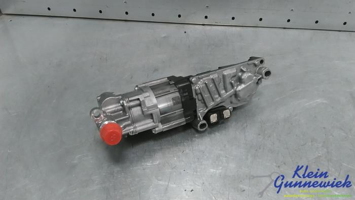 Gebruikte Oliepomp BMW 3-Serie Prijs € 195,00 Margeregeling aangeboden door Klein Gunnewiek Autodemontage & Motorentechniek