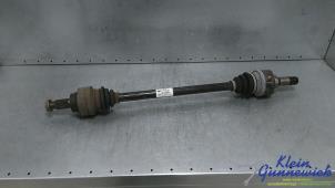 Gebruikte Steekas rechts-achter BMW 2-Serie Prijs € 41,00 Margeregeling aangeboden door Klein Gunnewiek Autodemontage & Motorentechniek