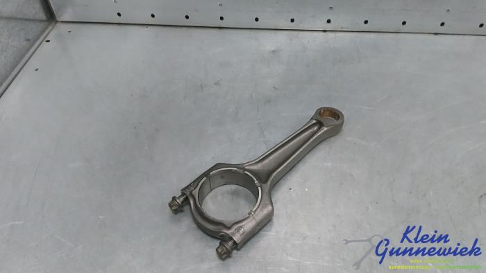 Gebruikte Drijfstang BMW X5 Prijs € 93,00 Margeregeling aangeboden door Klein Gunnewiek Autodemontage & Motorentechniek