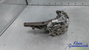 Gebruikte Oliepomp Mercedes GLE Prijs € 150,00 Margeregeling aangeboden door Klein Gunnewiek Autodemontage & Motorentechniek