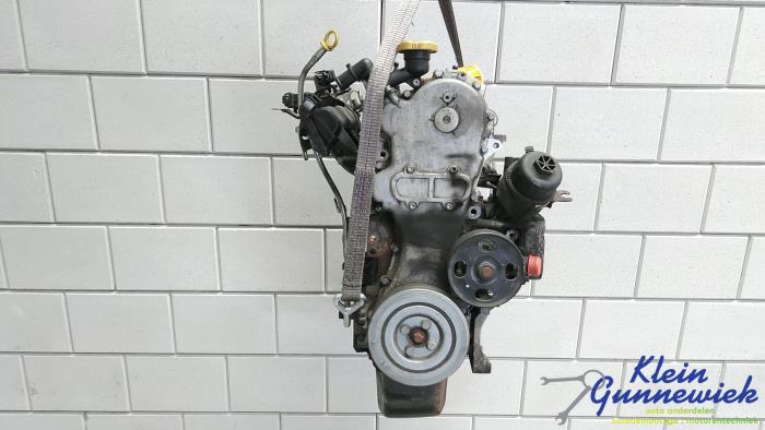 Motor van een Opel Corsa 2013