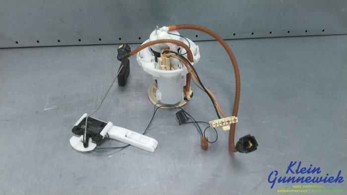 Gebruikte Tank element Pomp Porsche Panamera Prijs € 195,00 Margeregeling aangeboden door Klein Gunnewiek Autodemontage & Motorentechniek