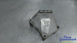 Gebruikte Motorsteun Opel Meriva Prijs € 20,00 Margeregeling aangeboden door Klein Gunnewiek Autodemontage & Motorentechniek