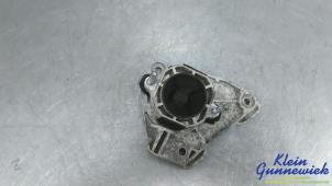 Gebruikte Versnellingsbak Steun Porsche Panamera Prijs € 25,00 Margeregeling aangeboden door Klein Gunnewiek Autodemontage & Motorentechniek