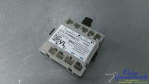 Gebruikte Module Centrale Deurvergrendeling Mercedes E-Klasse Prijs € 40,00 Margeregeling aangeboden door Klein Gunnewiek Autodemontage & Motorentechniek