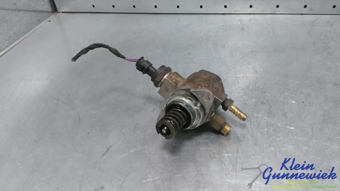 Gebruikte Brandstofpomp Mechanisch Volkswagen Passat Prijs € 88,00 Margeregeling aangeboden door Klein Gunnewiek Autodemontage & Motorentechniek