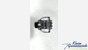 Gebruikte MMI schakelaar Mercedes E-Klasse Prijs € 95,00 Margeregeling aangeboden door Klein Gunnewiek Autodemontage & Motorentechniek