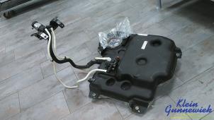 Gebruikte Tank Volkswagen Passat Prijs € 175,00 Margeregeling aangeboden door Klein Gunnewiek Autodemontage & Motorentechniek