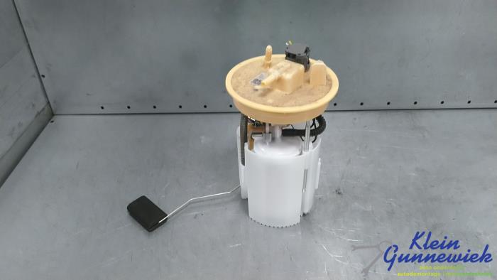 Gebruikte Tank element Pomp Ford Focus Prijs € 66,00 Margeregeling aangeboden door Klein Gunnewiek Autodemontage & Motorentechniek