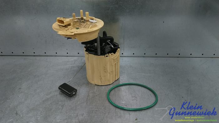 Gebruikte Brandstofpomp Elektrisch Opel Zafira Prijs € 63,00 Margeregeling aangeboden door Klein Gunnewiek Autodemontage & Motorentechniek