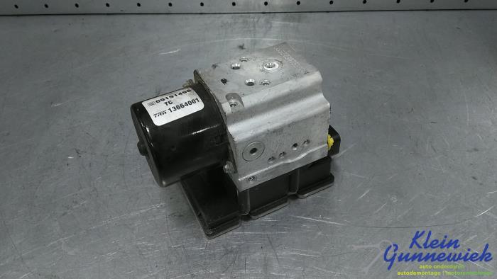 Gebruikte ABS Pomp Opel Vectra Prijs € 15,00 Margeregeling aangeboden door Klein Gunnewiek Autodemontage & Motorentechniek