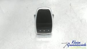 Gebruikte MMI schakelaar Mercedes C-Klasse Prijs € 95,00 Margeregeling aangeboden door Klein Gunnewiek Autodemontage & Motorentechniek