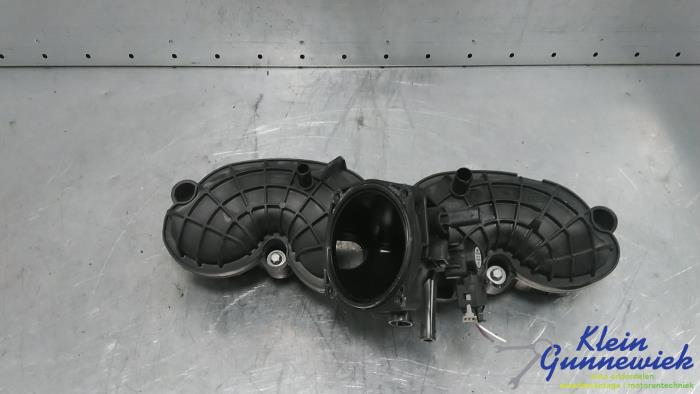 Inlaatspruitstuk van een Mercedes A-Klasse 2018