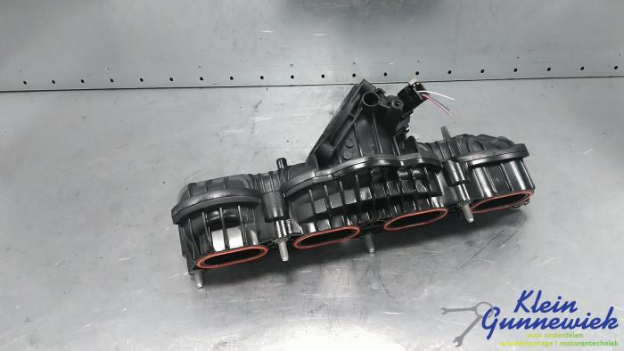 Inlaatspruitstuk van een Mercedes A-Klasse 2018