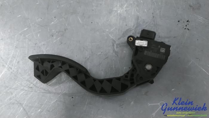 Gebruikte Sensor Gaspedaalpositie Renault Trafic Prijs € 74,00 Margeregeling aangeboden door Klein Gunnewiek Autodemontage & Motorentechniek