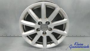 Gebruikte Velg Audi A4 Prijs € 35,00 Margeregeling aangeboden door Klein Gunnewiek Autodemontage & Motorentechniek