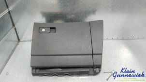 Gebruikte Handschoenenkastje Seat Alhambra Prijs € 40,00 Margeregeling aangeboden door Klein Gunnewiek Autodemontage & Motorentechniek