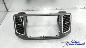 Gebruikte Luchtrooster Dashboard Seat Alhambra Prijs € 35,00 Margeregeling aangeboden door Klein Gunnewiek Autodemontage & Motorentechniek