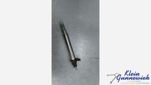 Gebruikte Injector (benzine injectie) Mercedes C-Klasse Prijs € 35,00 Margeregeling aangeboden door Klein Gunnewiek Autodemontage & Motorentechniek