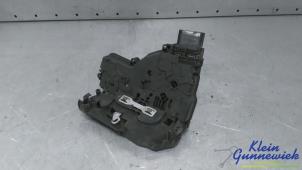 Gebruikte Slotmechaniek Portier 4Deurs links-achter Seat Alhambra Prijs € 65,00 Margeregeling aangeboden door Klein Gunnewiek Autodemontage & Motorentechniek