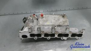 Gebruikte Inlaatspruitstuk Renault Trafic Prijs € 375,00 Margeregeling aangeboden door Klein Gunnewiek Autodemontage & Motorentechniek