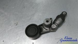 Gebruikte Spanrol Multiriem Renault Trafic Prijs € 35,00 Margeregeling aangeboden door Klein Gunnewiek Autodemontage & Motorentechniek