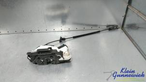 Gebruikte Slotmechaniek Portier 4Deurs links-voor Seat Alhambra Prijs € 50,00 Margeregeling aangeboden door Klein Gunnewiek Autodemontage & Motorentechniek