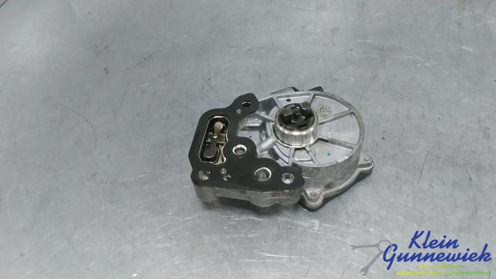 Gebruikte Vacuumpomp Rembekrachtiging Opel Corsa Prijs € 112,00 Margeregeling aangeboden door Klein Gunnewiek Autodemontage & Motorentechniek