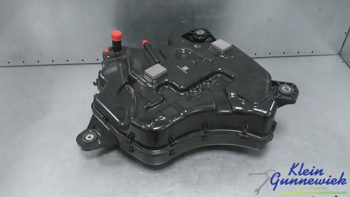 Adblue tank van een BMW 3-Serie 2021