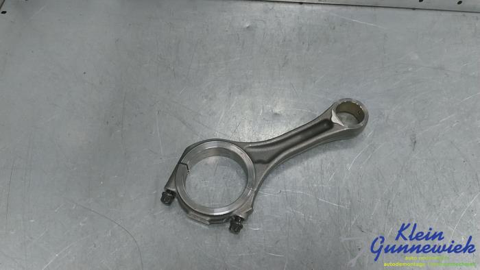 Gebruikte Drijfstang Audi Q7 Prijs € 33,00 Margeregeling aangeboden door Klein Gunnewiek Autodemontage & Motorentechniek