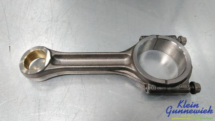 Gebruikte Drijfstang Volkswagen E-Golf Prijs € 75,00 Margeregeling aangeboden door Klein Gunnewiek Autodemontage & Motorentechniek