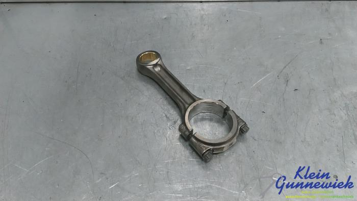 Gebruikte Drijfstang Volkswagen E-Golf Prijs € 75,00 Margeregeling aangeboden door Klein Gunnewiek Autodemontage & Motorentechniek