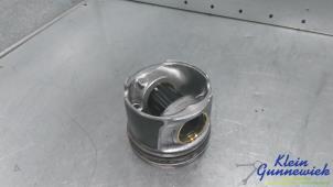 Gebruikte Zuiger BMW 3-Serie Prijs € 75,00 Margeregeling aangeboden door Klein Gunnewiek Autodemontage & Motorentechniek