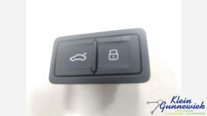 Gebruikte Schakelaar Audi A6 Prijs € 20,00 Margeregeling aangeboden door Klein Gunnewiek Autodemontage & Motorentechniek