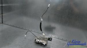 Gebruikte Deurslot Mechaniek 4Deurs rechts-voor Opel Mokka Prijs € 75,00 Margeregeling aangeboden door Klein Gunnewiek Autodemontage & Motorentechniek