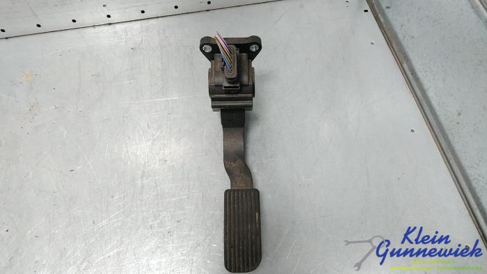 Gebruikte Gaspedaalpositie Sensor Mercedes Vito Prijs € 33,00 Margeregeling aangeboden door Klein Gunnewiek Autodemontage & Motorentechniek