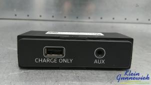 Gebruikte AUX/USB aansluiting Audi A5 Prijs € 20,00 Margeregeling aangeboden door Klein Gunnewiek Autodemontage & Motorentechniek