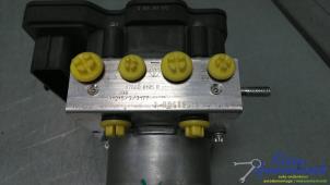 Gebruikte ABS Pomp Renault Arkana Prijs € 325,00 Margeregeling aangeboden door Klein Gunnewiek Autodemontage & Motorentechniek