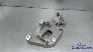 Gebruikte Dynamosteun onder Seat Altea Prijs € 30,00 Margeregeling aangeboden door Klein Gunnewiek Autodemontage & Motorentechniek