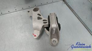 Gebruikte Motorrubber Renault Arkana Prijs € 75,00 Margeregeling aangeboden door Klein Gunnewiek Autodemontage & Motorentechniek