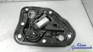 Gebruikte Sluithulpmotor portier links-achter Audi RS7 Prijs € 47,00 Margeregeling aangeboden door Klein Gunnewiek Autodemontage & Motorentechniek