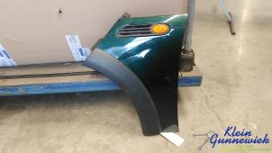 Gebruikte Scherm links-voor BMW Mini One Prijs € 35,00 Margeregeling aangeboden door Klein Gunnewiek Autodemontage & Motorentechniek